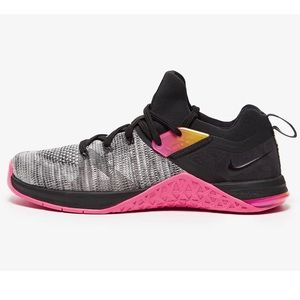 Nike Womens Athletic Shoes Neon Black Marled Metcon Flyknit 3